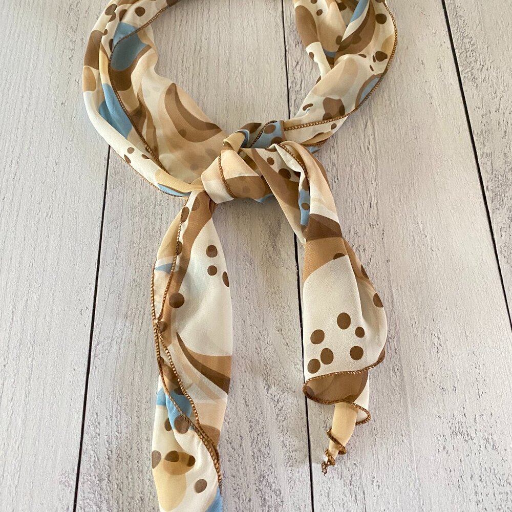 Adorable Ladies Scarf